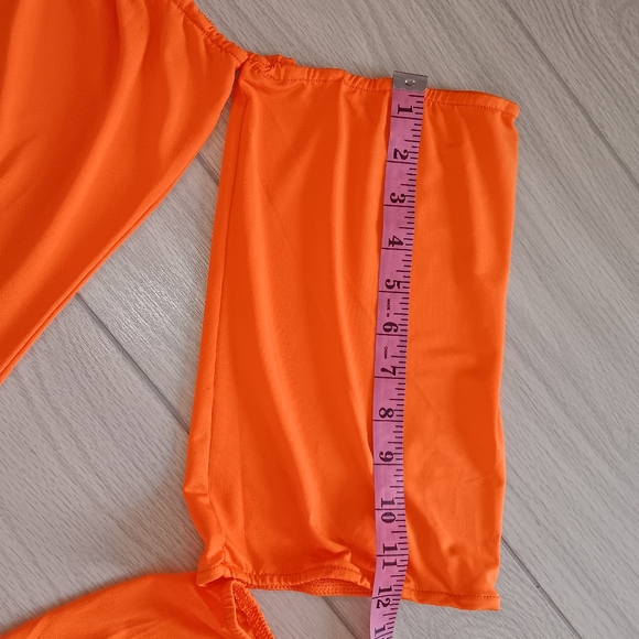 Plus Size Orange One-Shoulder Solid Color Strap Shorts Two-Pieces - Picture 12 of 13